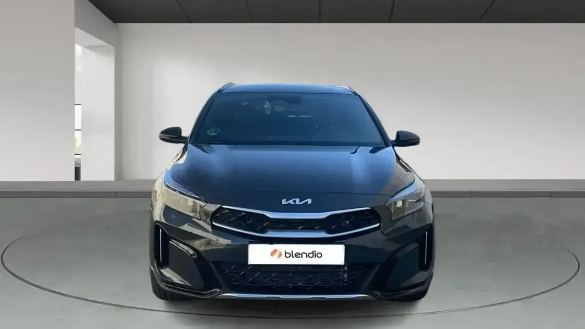Usado Kia XCeed Style 115 CV (84 kW) 2026 Gris SUV