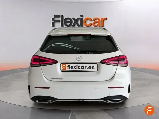 Usado Mercedes A180 136 CV (100 kW) 2019 Blanco Berlina