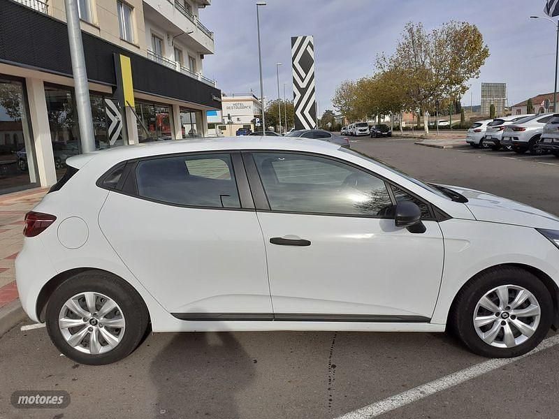 Usado Renault Clio V Business 85 CV (62 kW) 2021 Blanco Berlina