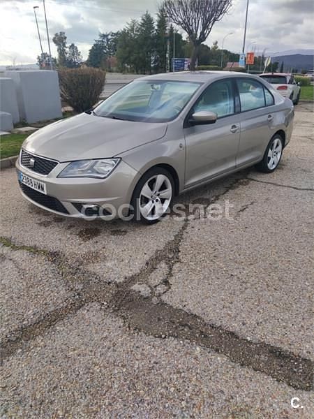 Beige Usado 2012 Seat Toledo Reference Berlina | 6900 € (Precio justo) - Imagen 1/4