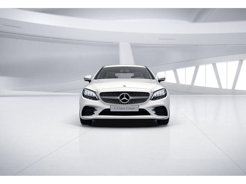 Usado Mercedes C220 194 CV (142 kW) 2020 Blanco polar  pintura unicolor Coupe