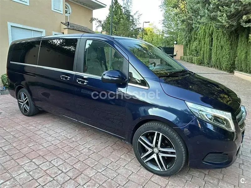 Usado Mercedes V250 190 CV (139 kW) 2017 Azul Monovolumen
