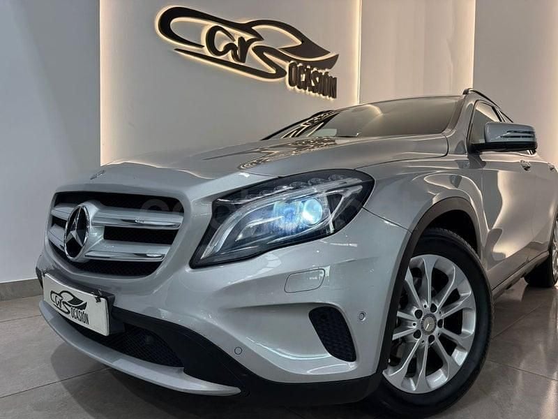 Usado Mercedes GLA200 Urban 136 CV (100 kW) 2014 Blanco SUV