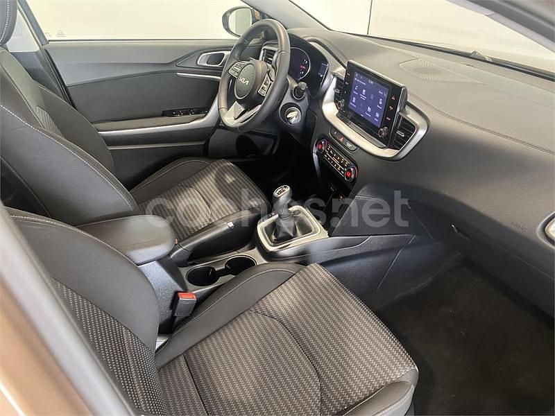 Usado Kia XCeed 120 CV (88 kW) 2022 Negro SUV