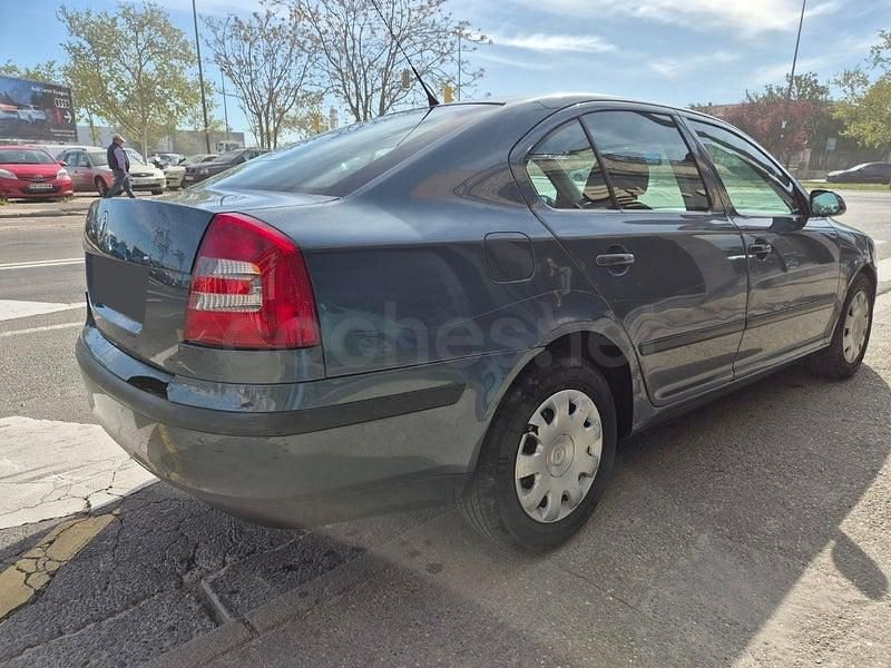 Usado Skoda Octavia 105 CV (77 kW) 2005 Gris / plata Berlina