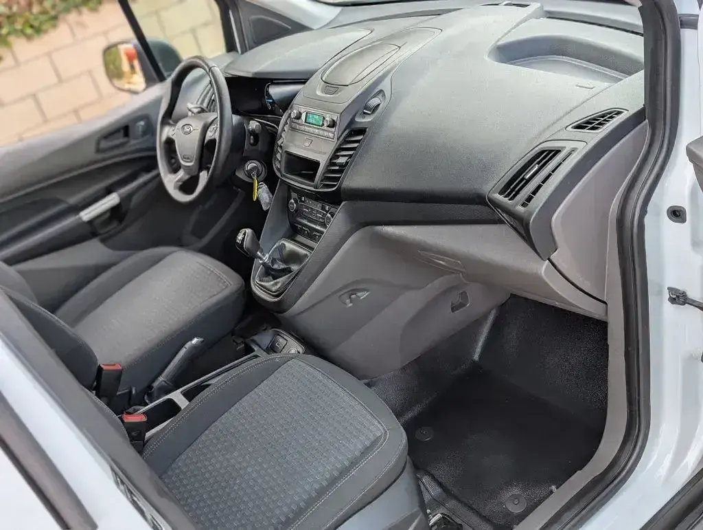 Usado Ford Transit Connect Trend 100 CV (73 kW) 2019 Blanco Monovolumen