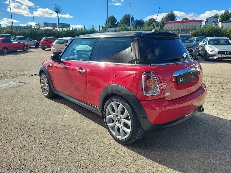 Usado Mini Cooper 120 CV (88 kW) 2007 Rojo Utilitario