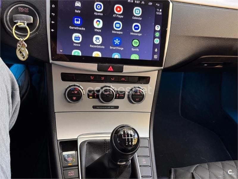 Usado VW Passat Edition 120 CV (88 kW) 2014 Marrón Berlina