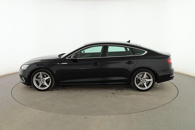 Käytetty Audi A5 Sportback Advanced Plus 150 HP (110 kW) 2019 Musta Viistoperä