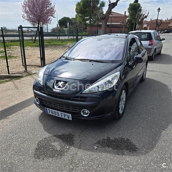 Usado Peugeot 207 Sport 90 CV (66 kW) 2007 Negro Berlina