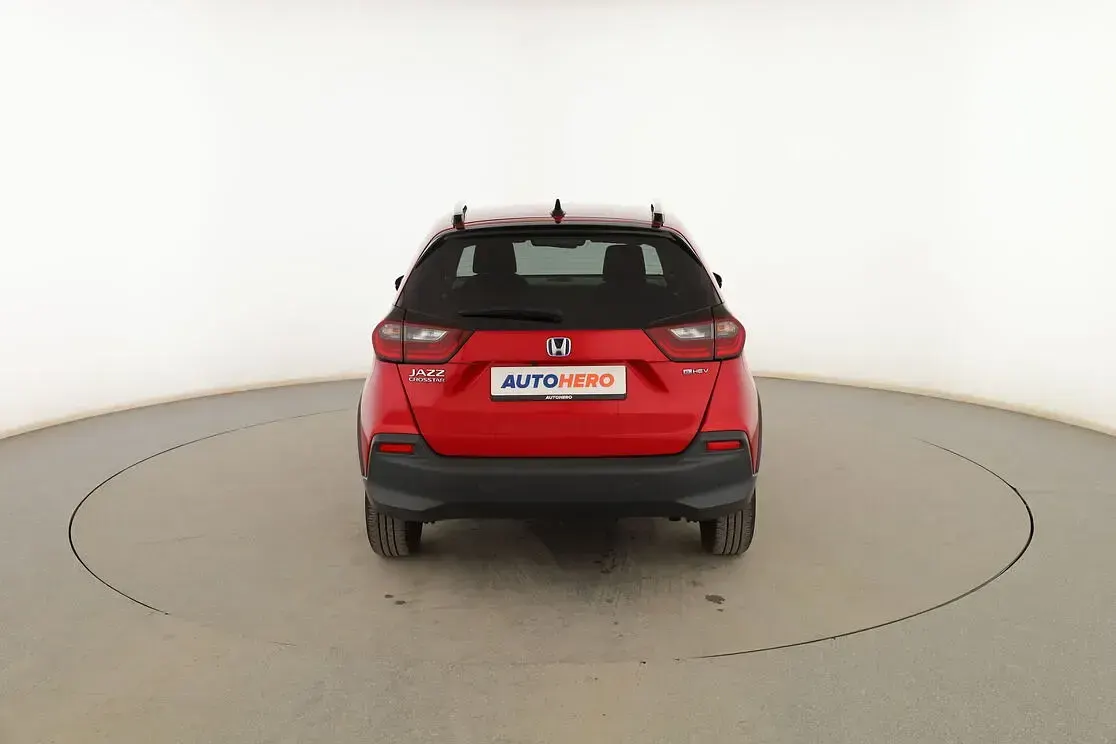 Usado Honda Jazz Executive 109 CV (80 kW) 2022 Rojo Utilitario