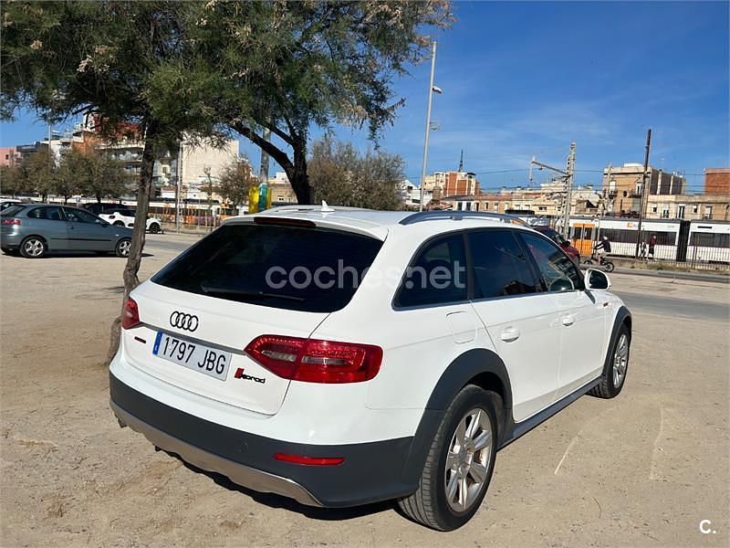 Usado Audi A4 Allroad 211 CV (155 kW) 2013 Blanco Familiar