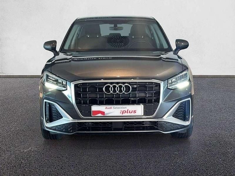 Usado Audi Q2 116 CV (85 kW) 2025 Gris SUV