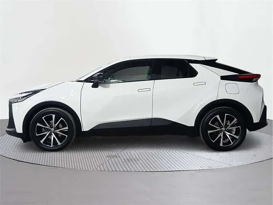 Usado Toyota C-HR Advance 140 CV (102 kW) 2025 SUV