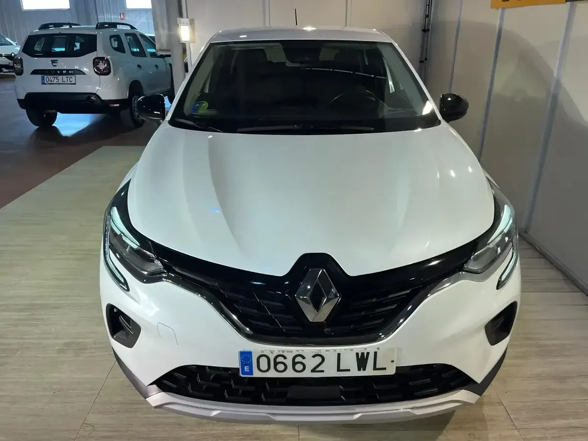 Usado Renault Captur Intens 100 CV (73 kW) 2022 Blanco SUV