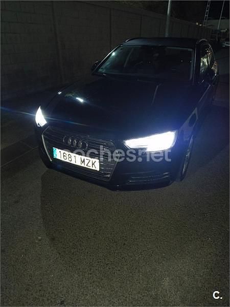 Usado Audi A4 Advanced Plus 150 CV (110 kW) 2017 Negro Familiar
