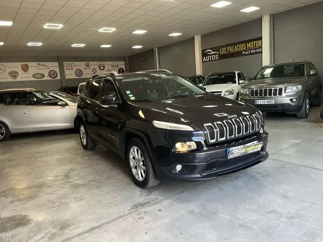 Usado Jeep Cherokee Longitude 140 CV (102 kW) 2015 Negro SUV
