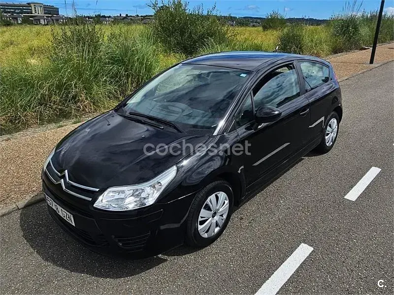 Usado Citroën C4 90 CV (66 kW) 2010 Negro Berlina