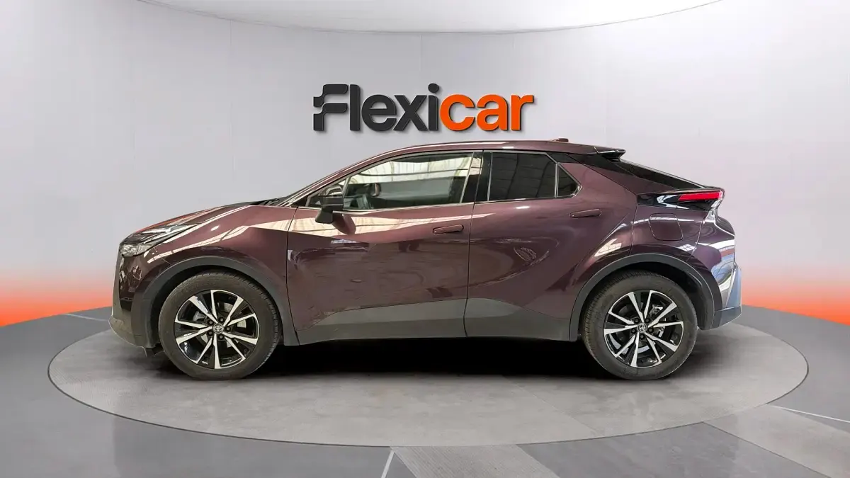 Usado Toyota C-HR Advance 140 CV (102 kW) 2024 Violeta SUV