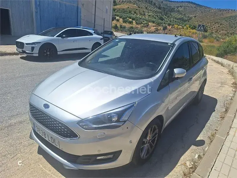 Usado Ford C-MAX Trend 150 CV (110 kW) 2019 Gris / plata Monovolumen
