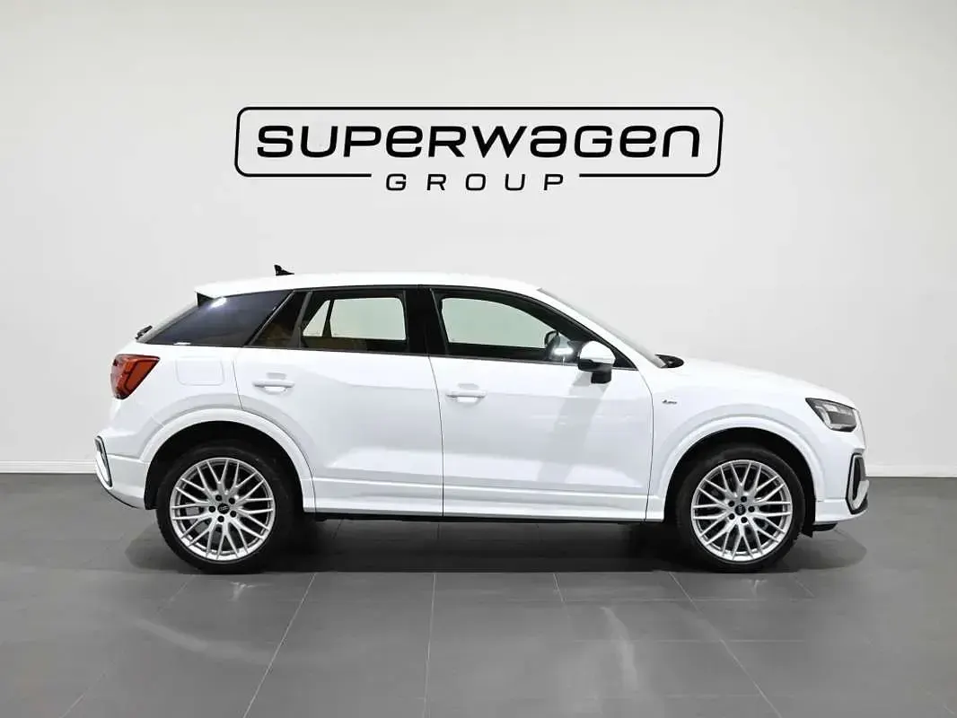 Usado Audi Q2 116 CV (85 kW) 2022 Blanco SUV