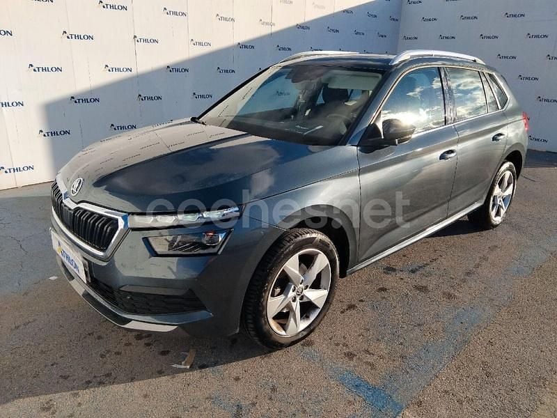 Gris / plata Usado 2020 Skoda Kamiq Ambition SUV | 18.650 € (Precio justo) - Imagen 1/4