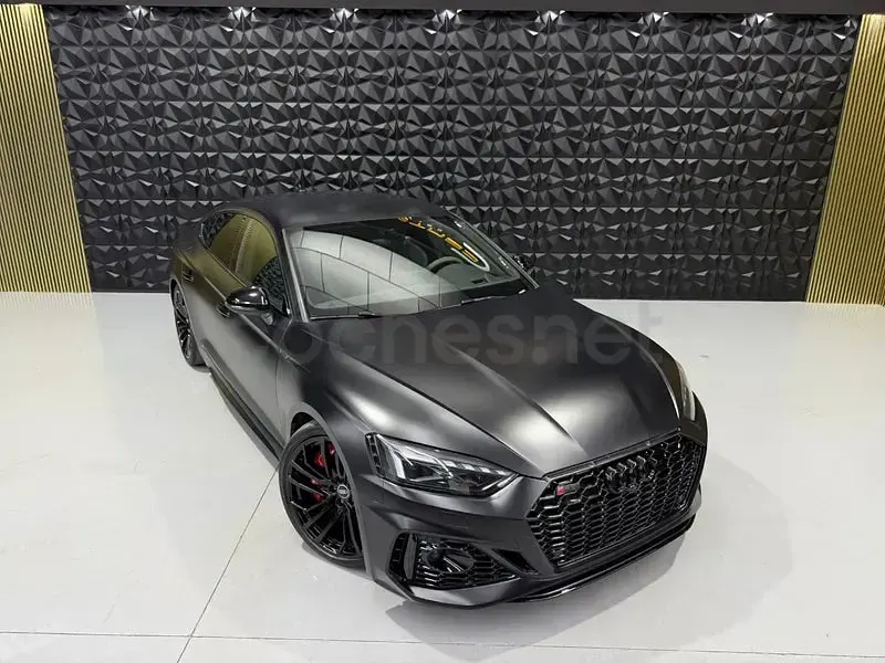 Usado Audi RS5 Sportback 450 CV (330 kW) 2022 Negro Berlina