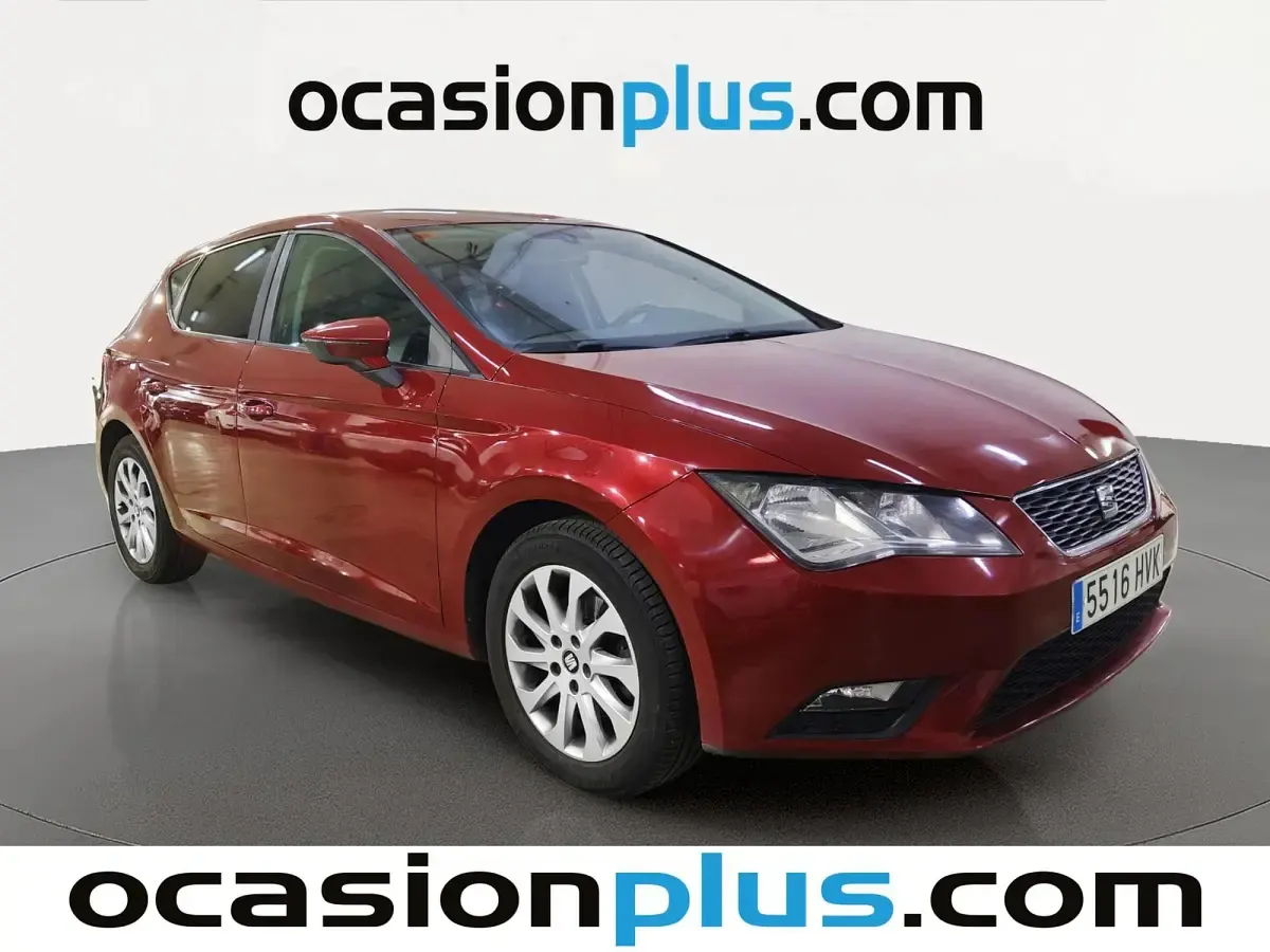 Usado Seat Leon Style 105 CV (77 kW) 2014 Rojo Utilitario