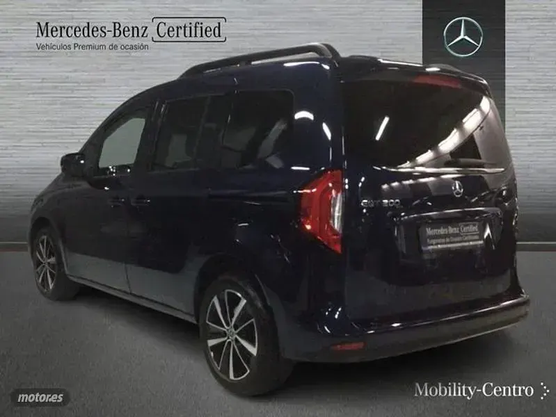 Usado Mercedes EQT200 89 kW (122 CV) 2025 Azul Monovolumen