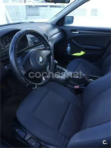 Usado BMW 318 118 CV (86 kW) 2002 Negro Berlina