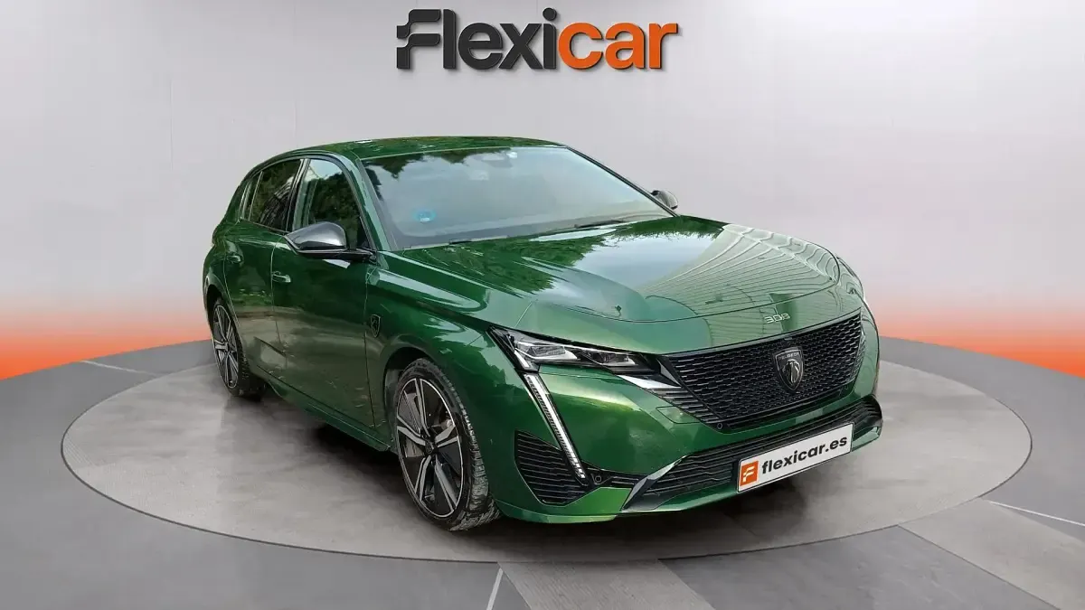 Usado Peugeot 308 SW GT 181 CV (133 kW) 2021 Verde Familiar