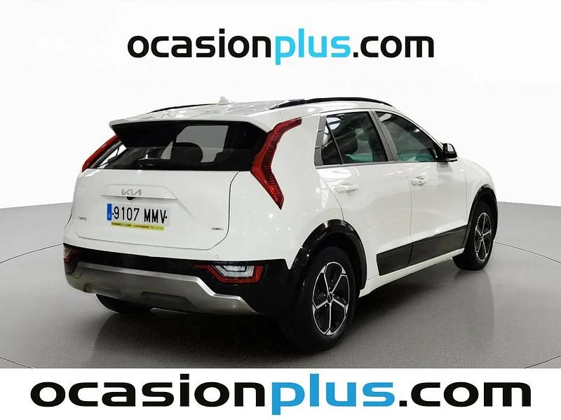 Usado Kia Niro 141 HP (103 kW) 2024 Branco SUV