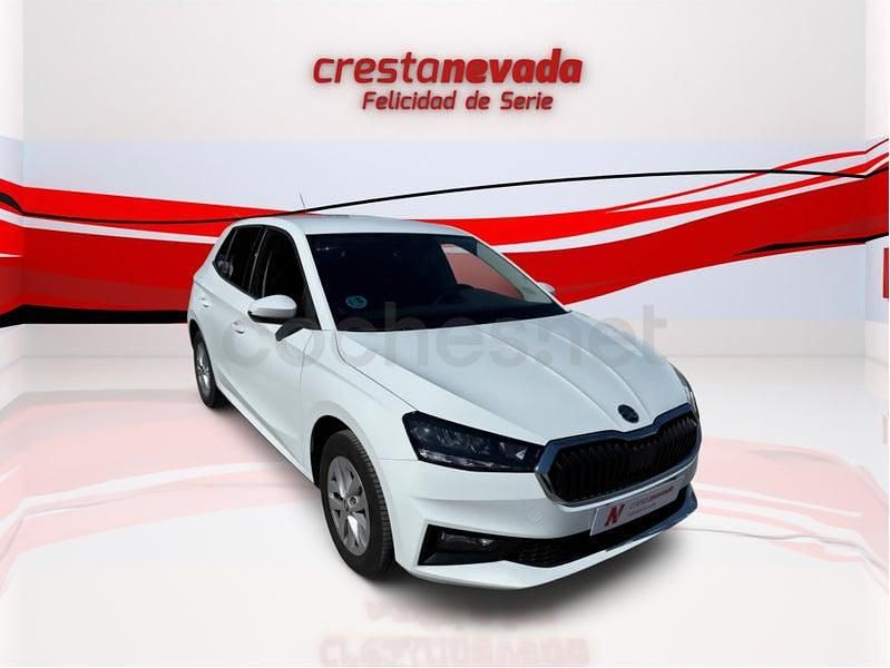 Usado Skoda Fabia Selection 80 CV (58 kW) 2024 Blanco Utilitario