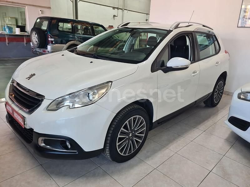 Blanco Usado 2015 Peugeot 2008 Allure SUV | 8450 € (Buen precio) - Imagen 1/4