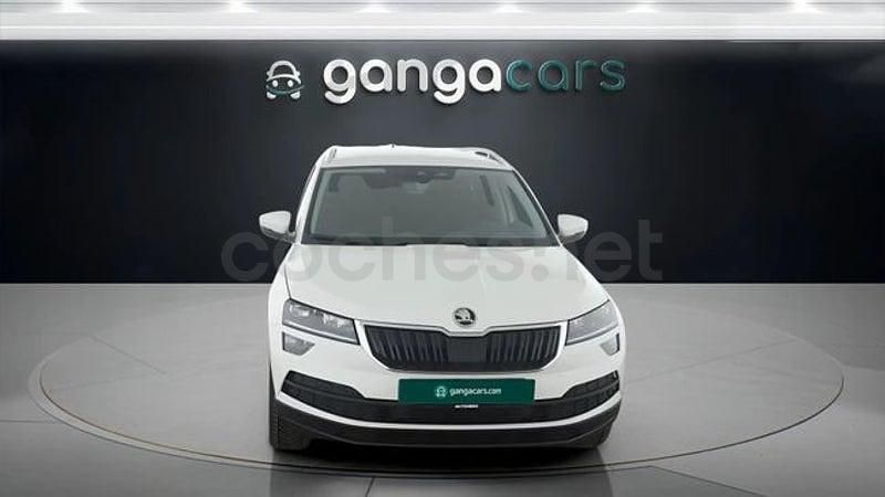 Usado Skoda Karoq Ambition 110 CV (80 kW) 2022 Blanco SUV