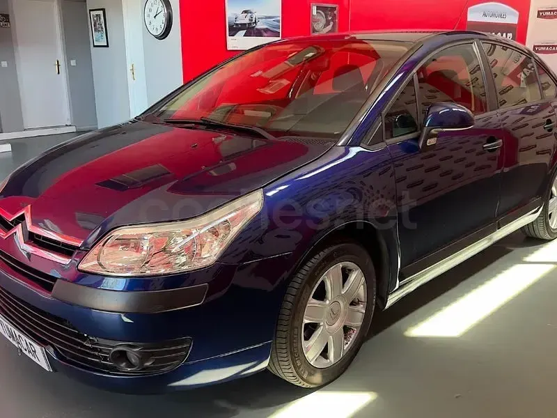 Usado Citroën C4 110 CV (80 kW) 2007 Azul Berlina