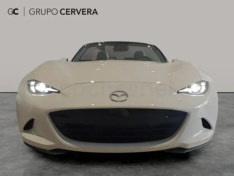 Nuevo Mazda MX5 Exclusive-Line 132 CV (97 kW) 2026 Blanco Descapotable