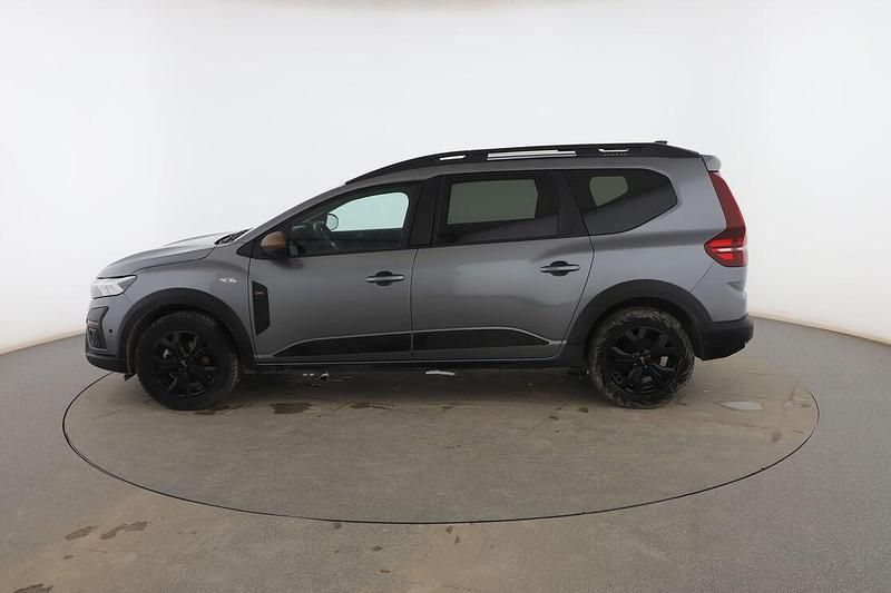 Usado Dacia Jogger Extreme 141 CV (103 kW) 2024 Gris Monovolumen