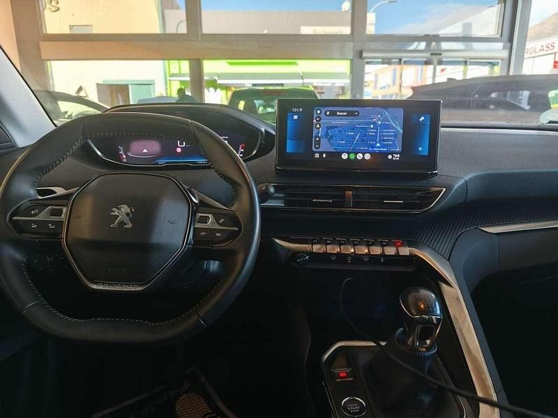 Usado Peugeot 3008 Active 131 CV (96 kW) 2022 Gris SUV