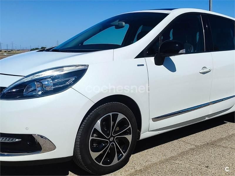 Blanco Usado 2015 Renault Scénic III Bose Edition Monovolumen | 9000 € (Precio justo) - Imagen 1/4
