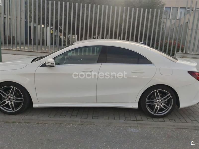 Usado Mercedes CLA180 122 CV (89 kW) 2018 Blanco Berlina