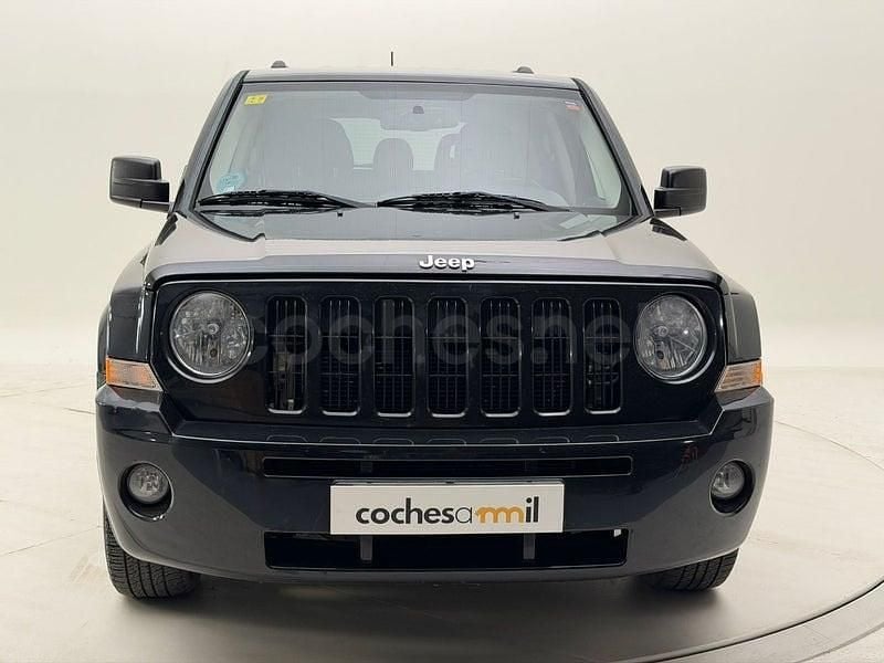 Usado Jeep Patriot Limited 170 CV (125 kW) 2010 Negro SUV