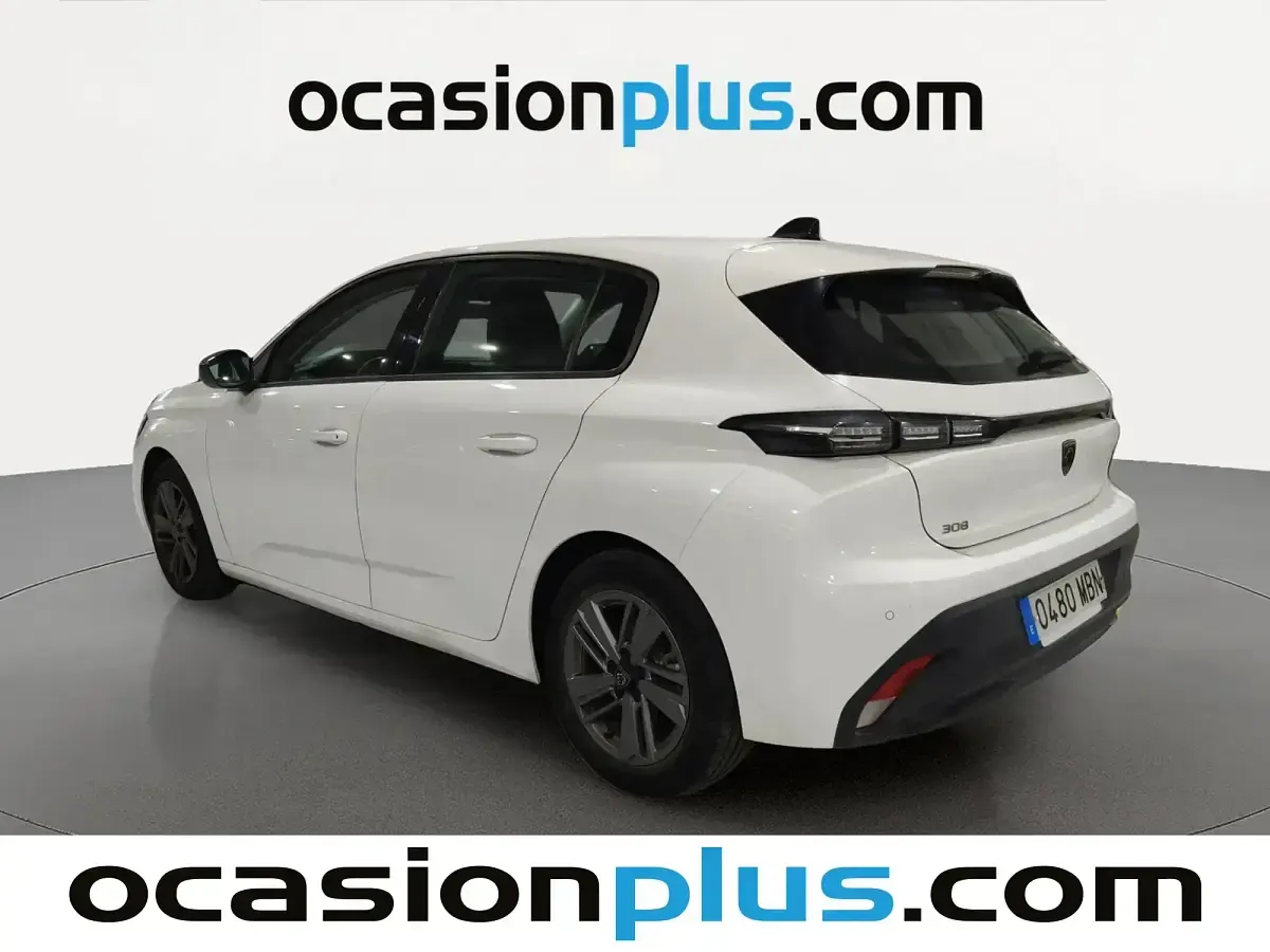 Usado Peugeot 308 Active 130 CV (95 kW) 2022 Blanco