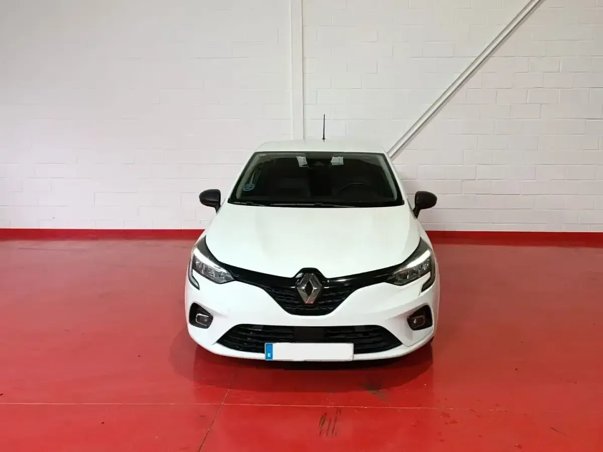 Usado Renault Clio Business 101 CV (74 kW) 2021 Blanco Utilitario