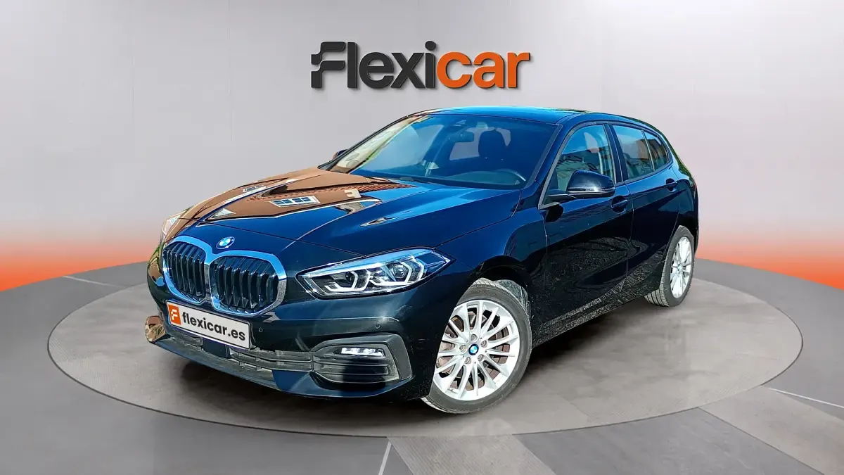 Usado BMW 118 136 CV (100 kW) 2023 Negro Utilitario