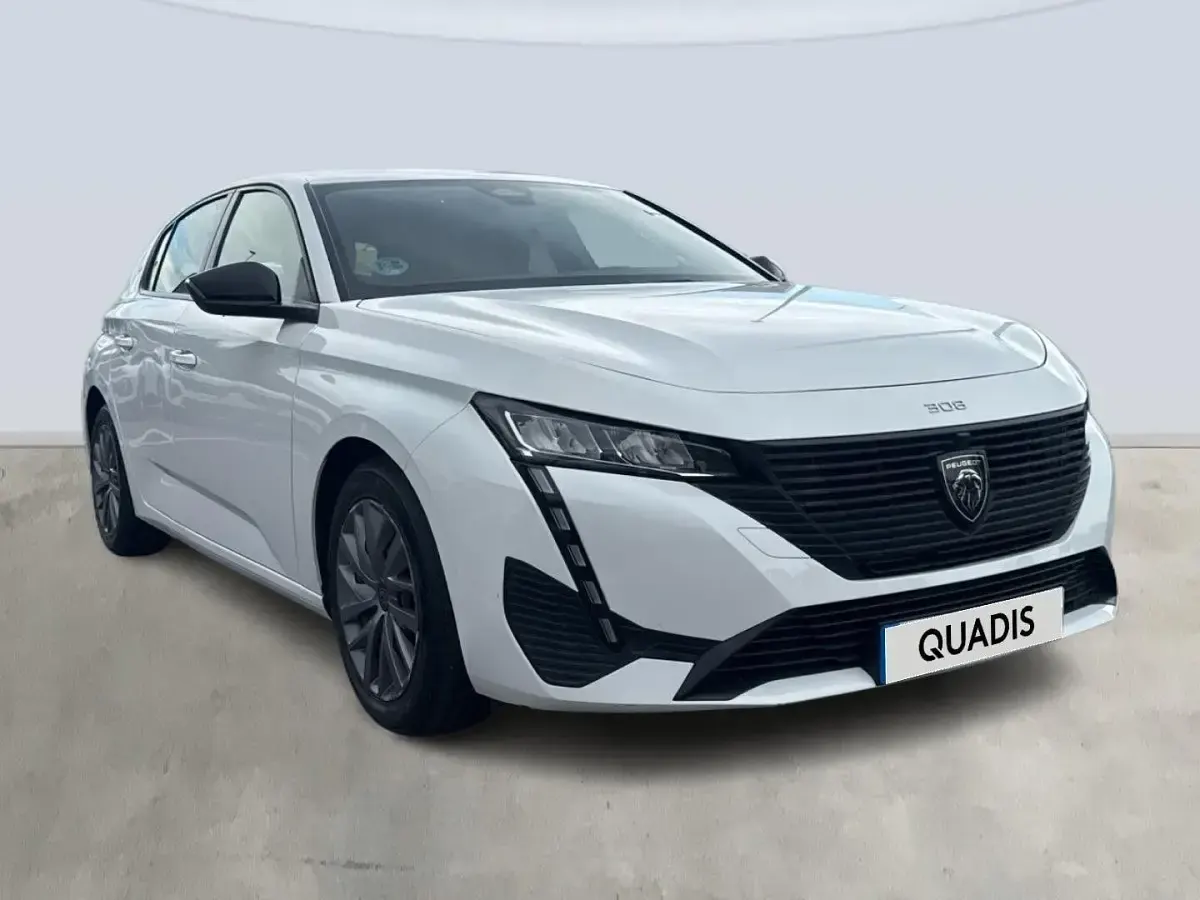 Usado Peugeot 308 Active 110 CV (80 kW) 2022 Blanco Berlina