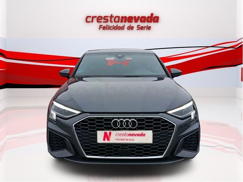 Usado Audi A3 S-Line 150 CV (110 kW) 2023 Gris / plata Berlina