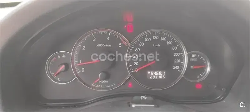 Usado Subaru Outback 150 CV (110 kW) 2008 Negro Familiar