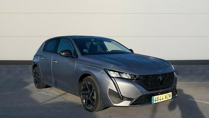 Gris Usado 2025 Peugeot 308 Allure | 24.990 € - Imagen 1/4