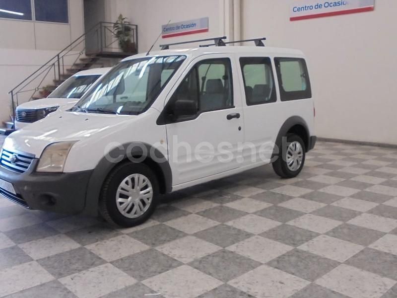Usado Ford Tourneo Connect Titanium 100 CV (73 kW) 2015 Blanco Monovolumen
